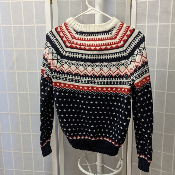 Abercrombie & Fitch Christmas Sweater - Picture 3 of 8